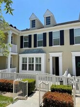 Building Photo - 5607 Dorsey St