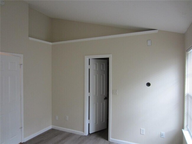 Foto del edificio - 4036 Oak Glenn Dr