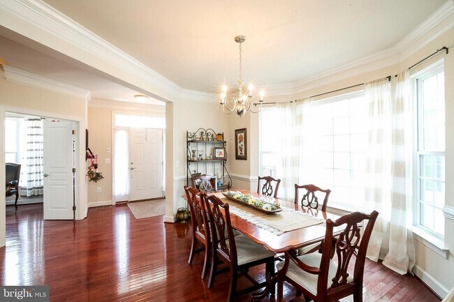 Foto del edificio - 5812 Falls Gate Ct