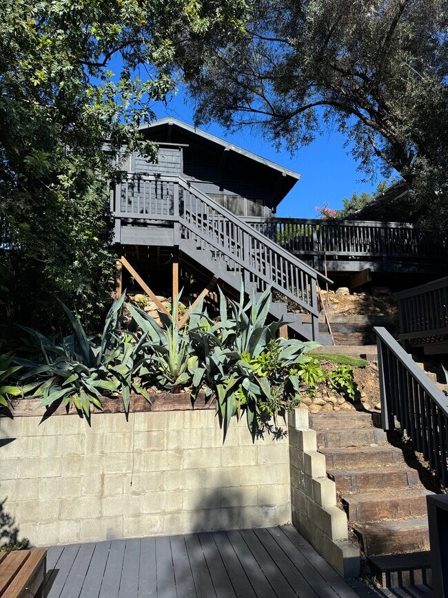 Foto del edificio - 5924 Hayes Ave