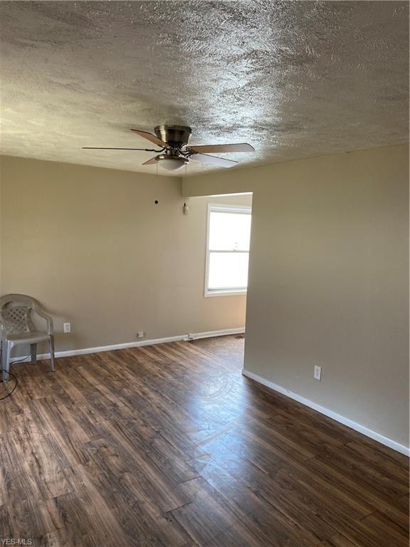 Building Photo - 19317 Meadowlark Ln