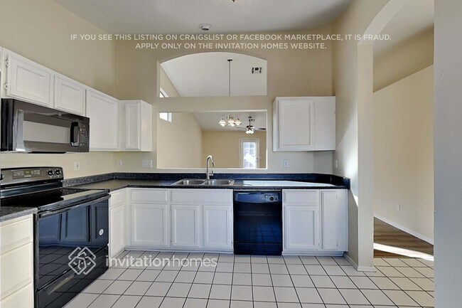Foto del edificio - 11341 W Ruth Ave