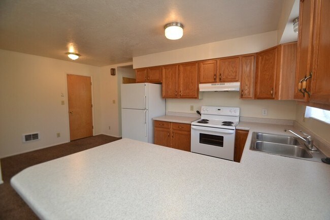 Foto del edificio - 161 E 5900 S