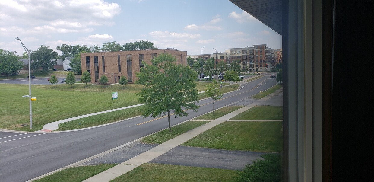 Primary Photo - 14413 S Ravinia Ave
