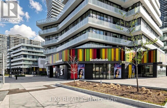 Photo du bâtiment - 3900 Confederation Pkwy