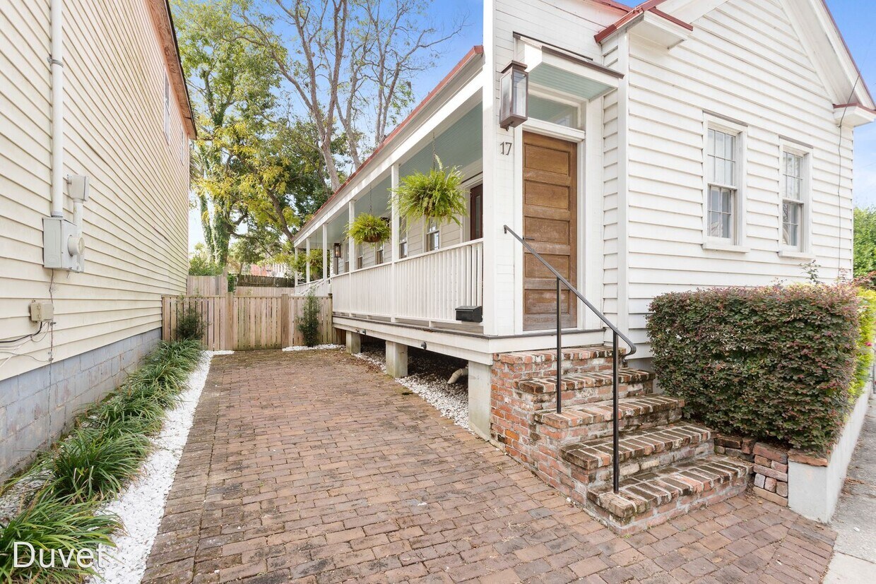 Primary Photo - 1 br, 1 bath House - 17 H Street