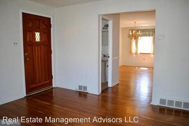 Building Photo - 3 br, 1.5 bath House - 200 Baldwin Avenue