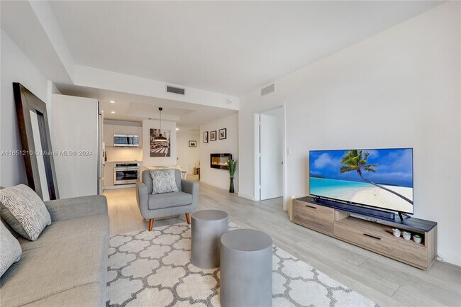 Foto del edificio - 45 SW 9th St