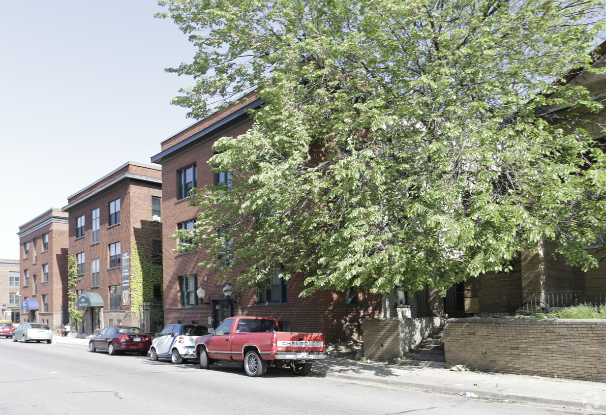 Foto del edificio - Elliot Park Commons