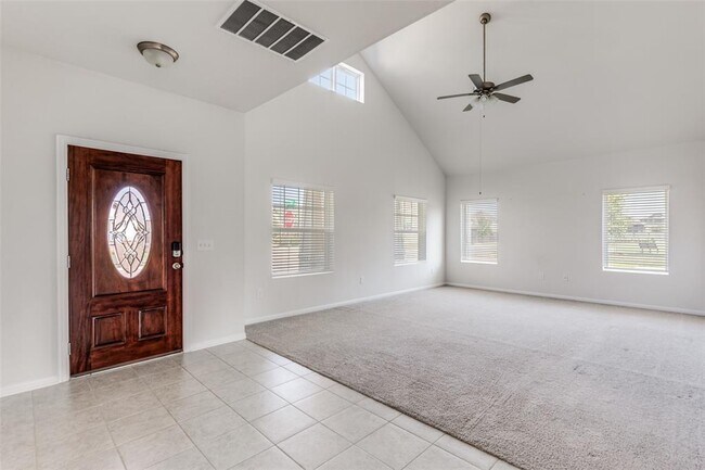 Foto del edificio - 200 Oldbridge Dr