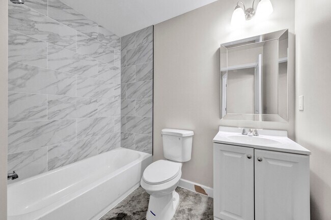 Photo - 778 Hanley St House