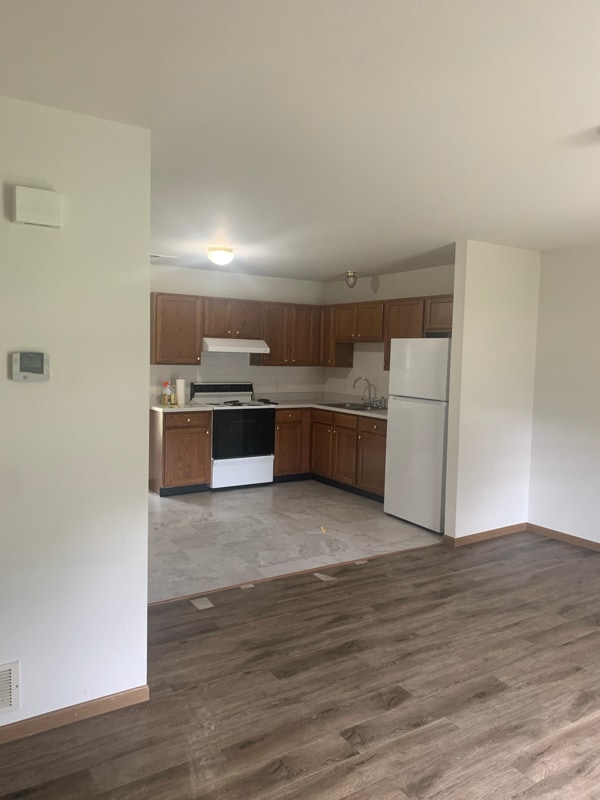 Building Photo - 1005 Vandiver Ct