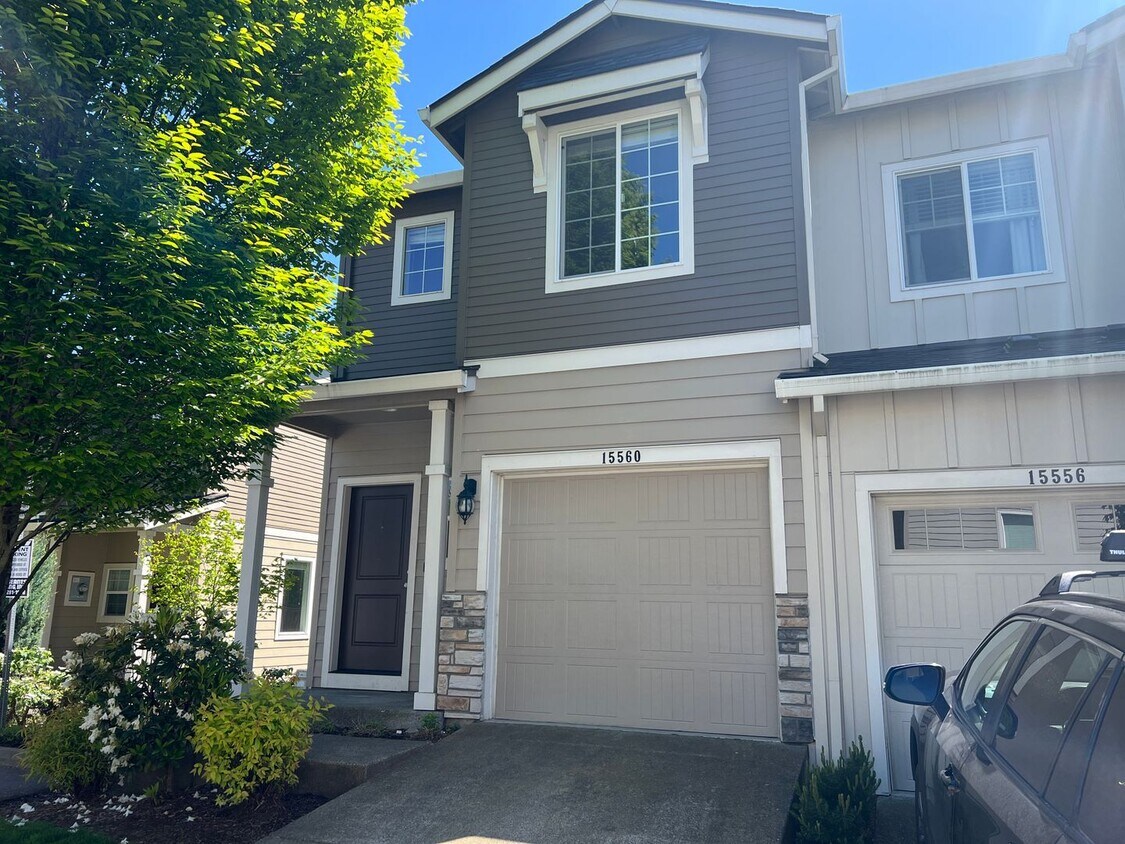 Primary Photo - Morningside 3 Bedroom Townhome Happy Vally