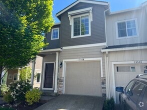Building Photo - 15560 SE Vivian Way