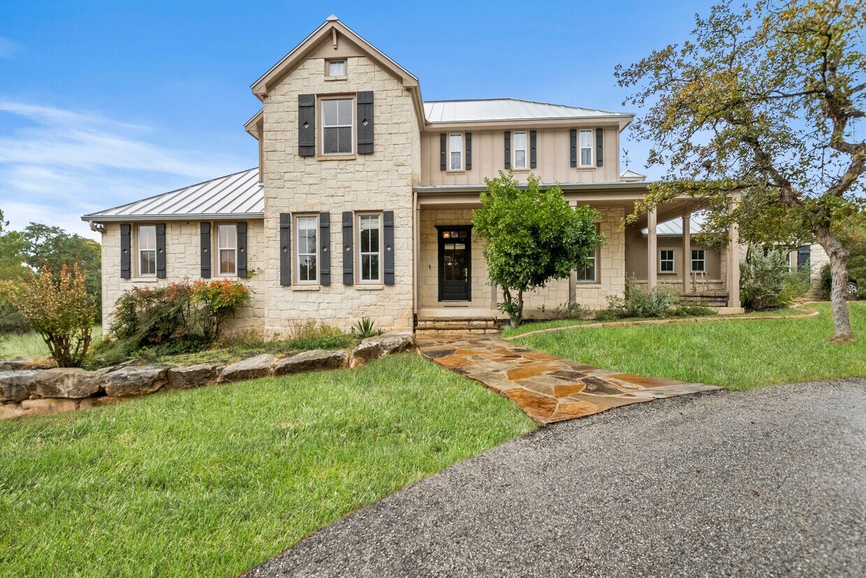 215 Greystone Cir, Boerne, TX 78006 House Rental in Boerne, TX
