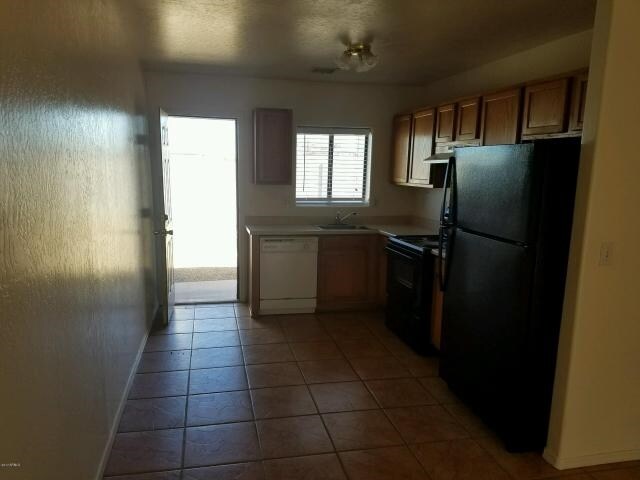 Building Photo - 9950 W Lynx Dr