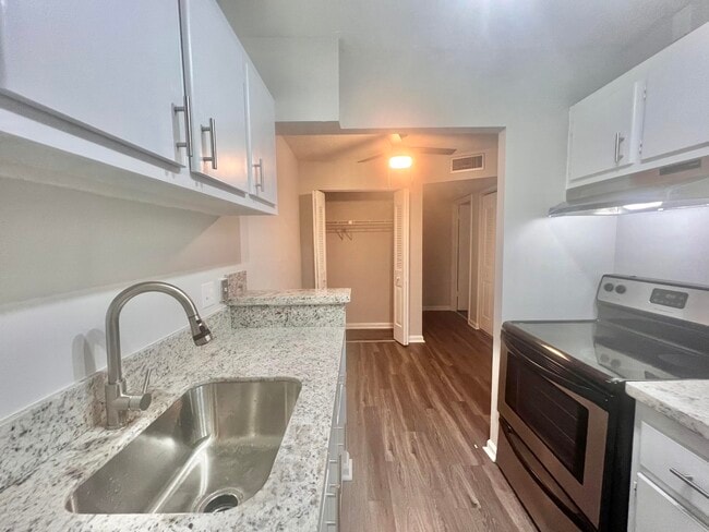 Foto del edificio - 1500 N Congress Ave