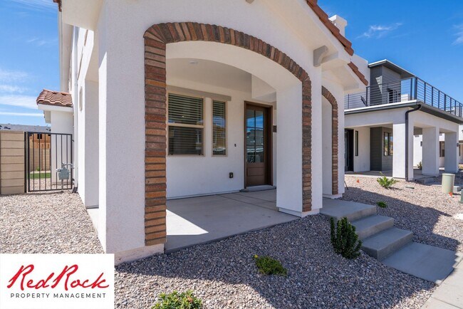 Foto del edificio - BEAUTIFUL HOME in Desert Color!