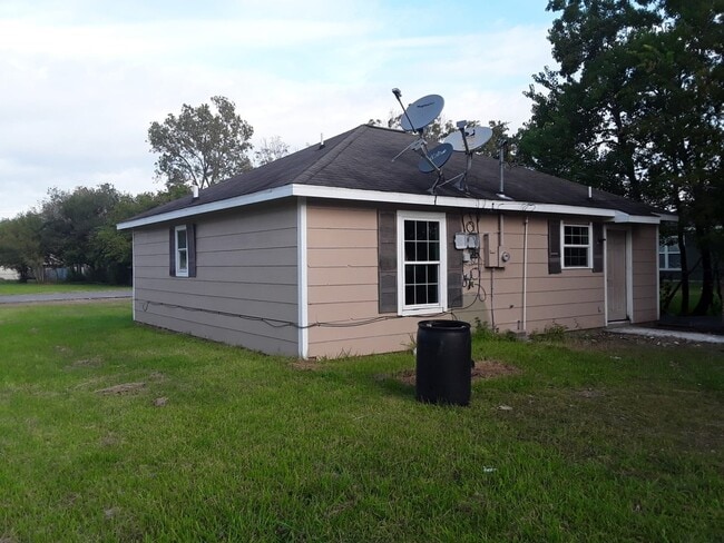 Foto del edificio - Perfect home for a small family or young p...