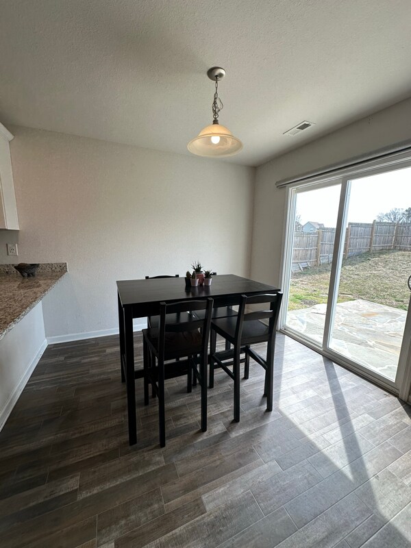 Foto del edificio - 2071 Alderman Way