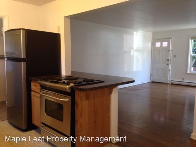 Foto del edificio - 7311-7317 Woodlawn Ave NE