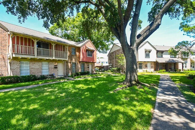 Foto del edificio - 10484 Hammerly Blvd