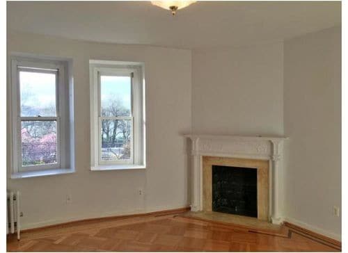 Building Photo - 227 Riverside Dr