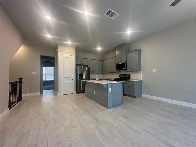 Foto del edificio - 4135 Wetstone Ln