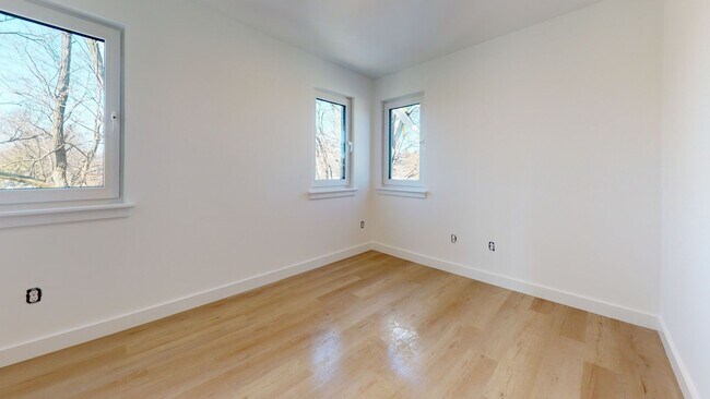 Foto del edificio - 2837 Washington St