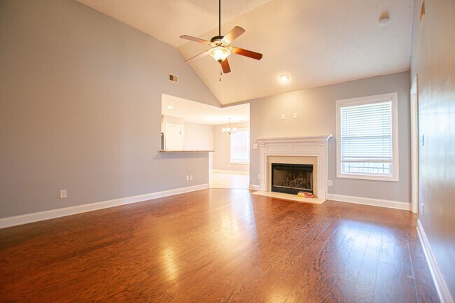 Foto del edificio - Pet Friendly Three Bedroom!