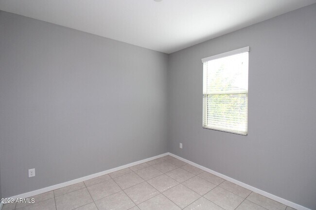 Building Photo - 332 Pelipa Dr