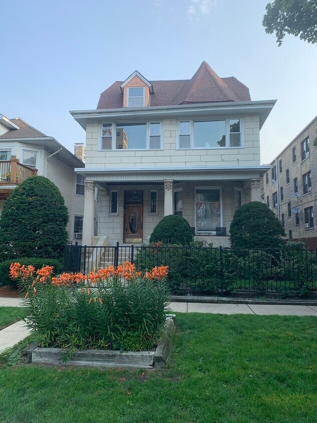 1228 W Farwell Ave Unit 1ST, Chicago, IL 60626 Apartment for Rent in