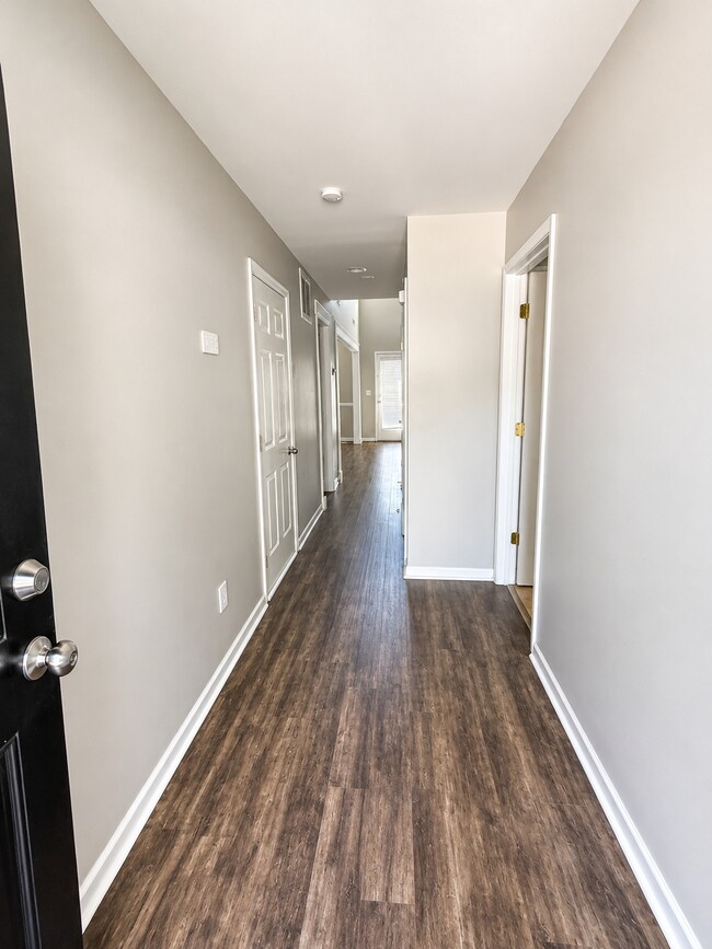 Foto del edificio - 4405 Singing Oak Ct