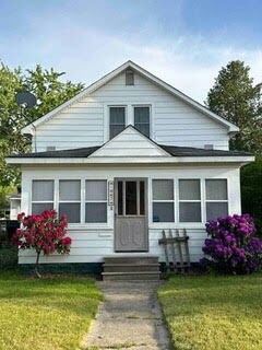 Front view - 1047 W Southern Ave
