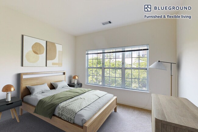 Foto del edificio - 80 N Central Ave