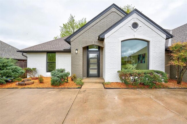 Building Photo - 3616 Burlington Dr