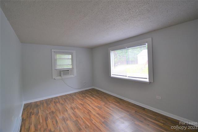 Building Photo - 129 Brumley Ave NE