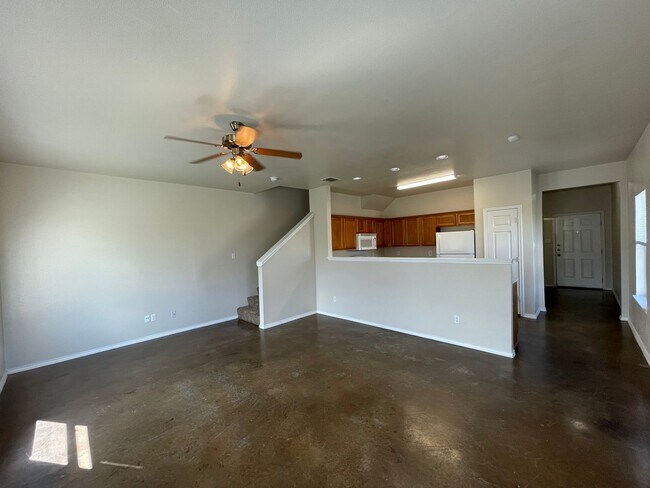 Foto del edificio - Townhome for rent