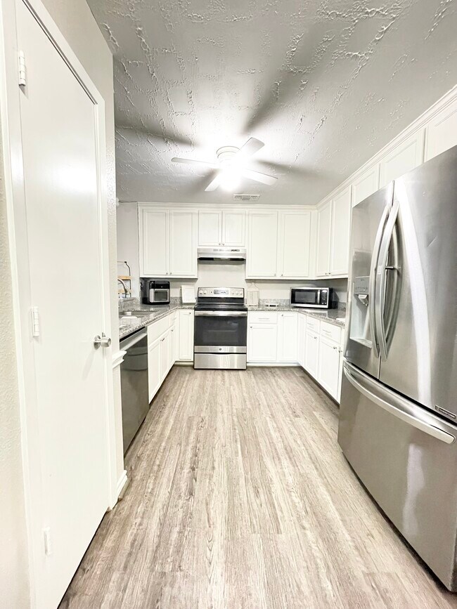 Foto del edificio - 23915 Silversmith Ln
