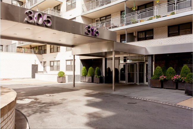 Foto del edificio - 305-315 East 86th Street