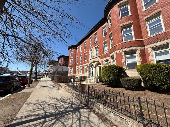 Foto del edificio - 1908 Beacon St