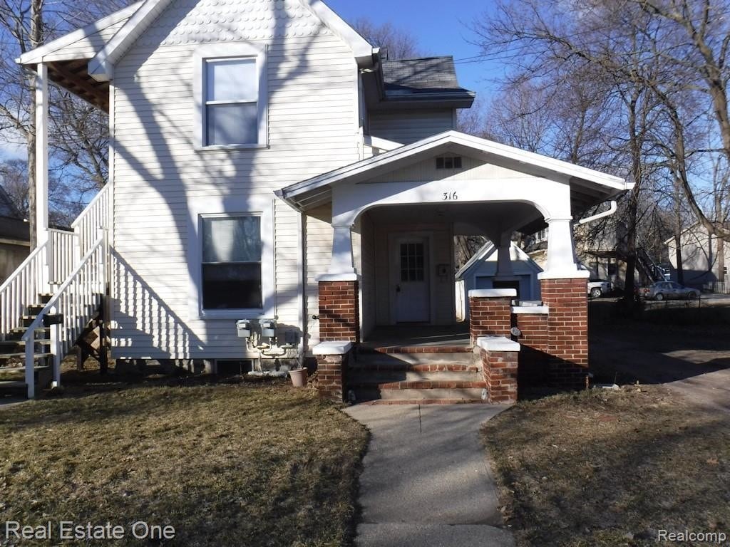316 E Livingston St, Howell, MI 48843 House Rental in Howell, MI