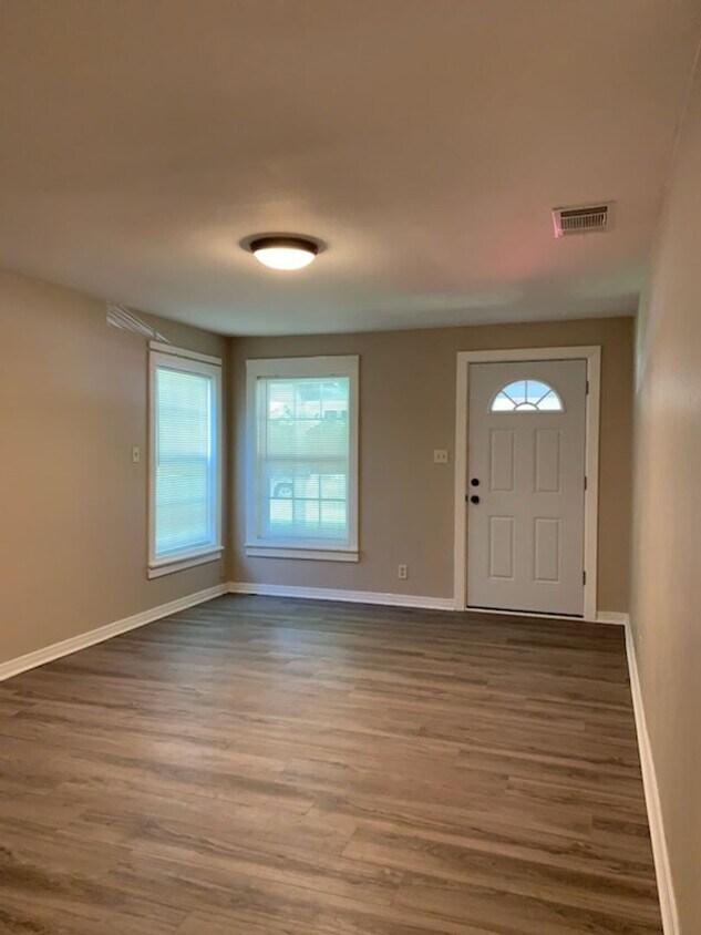 Foto del edificio - 418 Jeanette- House