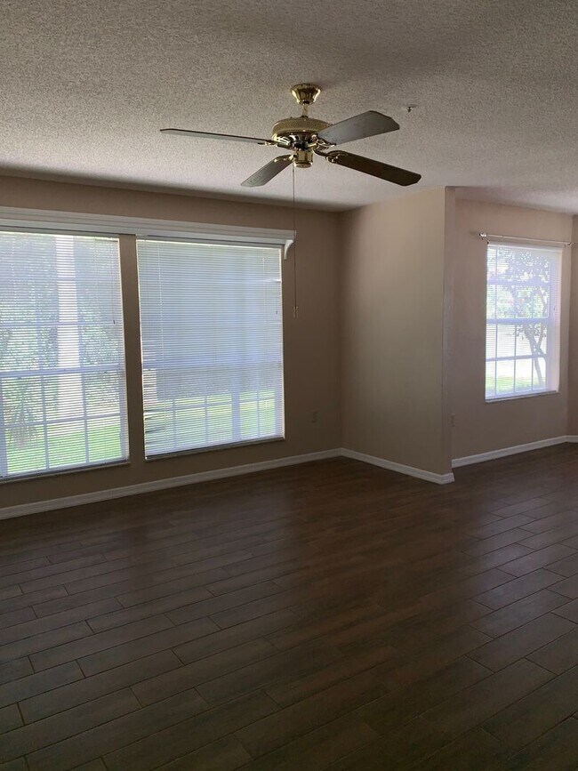 Building Photo - 3 br, 2 bath House - 705 YOUNGSTOWN PARKWA...