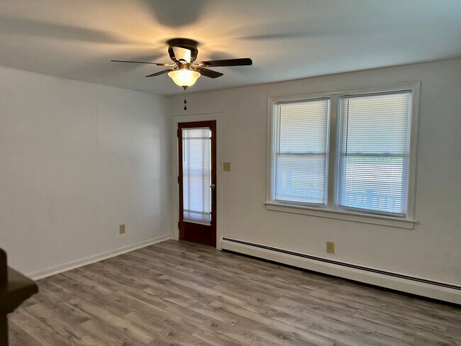 Building Photo - 147 Bowers Rd