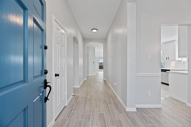 Building Photo - 12215 Browning Dr