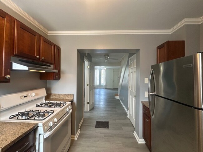 Photo - 1127 Cleveland St Townhome