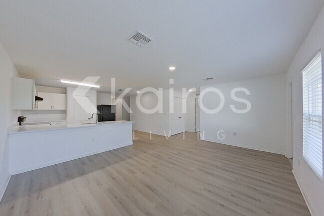 Foto del edificio - 8045 99th Ave