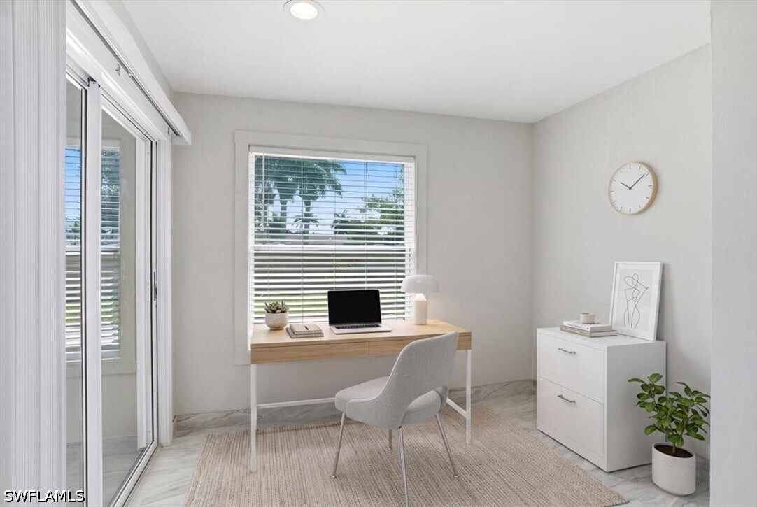 Foto del edificio - 10225 Boca Cir