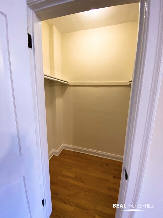 Foto del edificio - 4614 N Paulina St